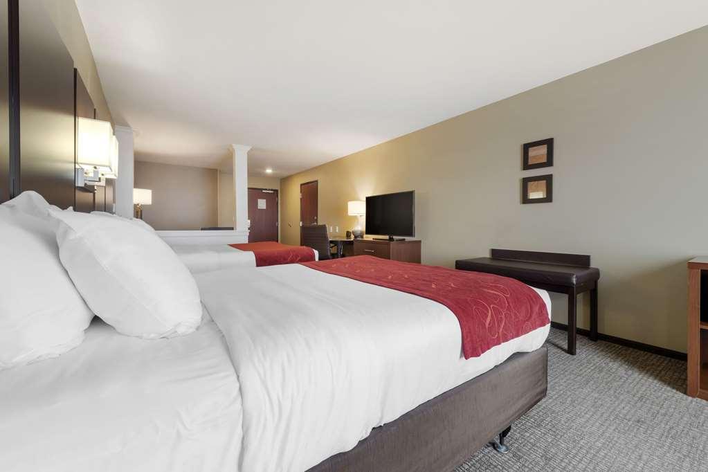Comfort Suites & Conference Center Worthington Номер фото